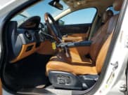 ✅ 2012 Jaguar XJ XJL • VIN: SAJWA2GB0CLV37059 • Lot: 67568695. Wystawiony na Copart z przebiegiem 99 880 mil. Bezpłatny archiwum sprzedaży aukcyjnych z USA i szczegółowy raport historii pojazdu na DreamBid. Zdjęcie 7.