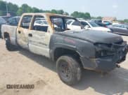 ✅ 2005 Chevrolet Silverado 2500HD LS • VIN: 1GCHK23265F890997 • Lot: 42424466. Listed on IAAI with 197,000 mi. Free auction sales archive from the USA and detailed vehicle history report at DreamBid. Image 1.