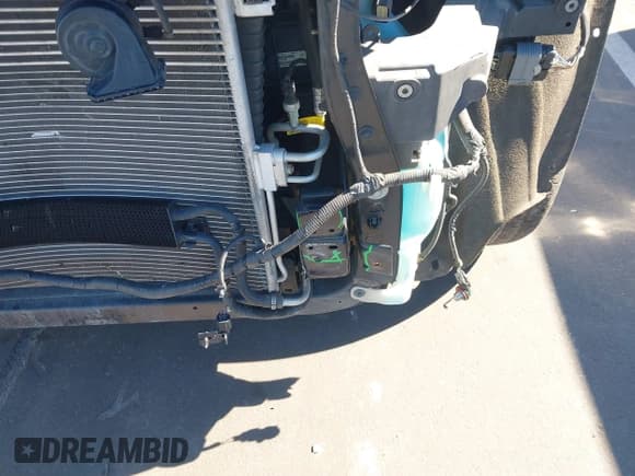 ✅ 2015 Jeep Grand Cherokee Limited • VIN: 1C4RJFBG3FC678766 • Лот: 43644011. Опубликован ранее на IAAI с пробегом 122 771 миль. Бесплатный доступ к архиву аукционных продаж из США и подробный отчёт об истории автомобиля на DreamBid. Изображение 19.