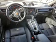 ✅ 2018 Porsche Macan • VIN: WP1AA2A54JLB14587 • Лот: 96050415. Опубликован ранее на Copart с пробегом 166 818 миль. Бесплатный доступ к архиву аукционных продаж из США и подробный отчёт об истории автомобиля на DreamBid. Изображение 8.