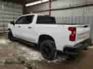 2022 Chevrolet Silverado 1500 Work Truck z VIN 2GCUDAED2N1499127, wystawiony jako Copart lot #88084515 z przebiegiem 27 833 mil mil oraz Szkoda całkowita • Salvage title. Historia ofert i sprzedaży dostępna na DreamBid. Obrazek 2.