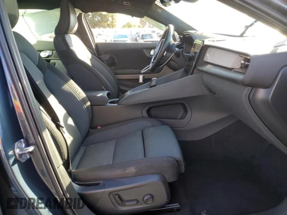 ✅ 2021 Polestar 2 Launch Edition • VIN: LPSED3KA6ML016587 • Lot: 79873454. Wystawiony na Copart z przebiegiem Nie podano. Bezpłatny archiwum sprzedaży aukcyjnych z USA i szczegółowy raport historii pojazdu na DreamBid. Zdjęcie 7.