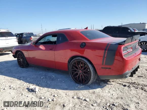 2016 Dodge Challenger 392 Hemi Scat Pack Shaker z VIN 2C3CDZFJ4GH300754, wystawiony jako Copart lot #85580684 z przebiegiem 89 473 mil mil oraz Szkoda całkowita • Salvage title. Historia ofert i sprzedaży dostępna na DreamBid. Obrazek 2.