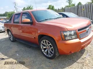✅ 2007 Chevrolet Avalanche LS • VIN: 3GNEC120X7G127108 • Lot: 42792409. Listed on IAAI with 200,561 mi. Free auction sales archive from the USA and detailed vehicle history report at DreamBid. Image 1.