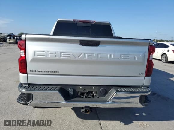 ✅ 2019 Chevrolet Silverado 1500 LT • VIN: 1GCUWCEDXKZ407903 • Lot: 72807174. Wystawiony na Copart z przebiegiem 89 252 mil. Bezpłatny archiwum sprzedaży aukcyjnych z USA i szczegółowy raport historii pojazdu na DreamBid. Zdjęcie 6.