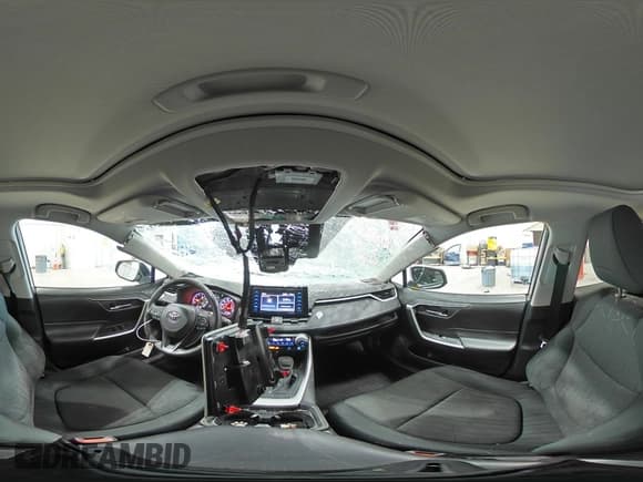 ✅ 2021 Toyota RAV4 XLE • VIN: 2T3P1RFV8MW220734 • Лот: 92499545. Опубликован ранее на Copart с пробегом 41 288 миль. Бесплатный доступ к архиву аукционных продаж из США и подробный отчёт об истории автомобиля на DreamBid. Изображение 16.