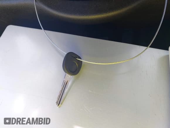 ✅ 2014 Chevrolet Suburban LS • VIN: 1GNSCHE06ER165763 • Lot: 43473605. Wystawiony na IAAI z przebiegiem 199 541 mil. Bezpłatny archiwum sprzedaży aukcyjnych z USA i szczegółowy raport historii pojazdu na DreamBid. Zdjęcie 11.