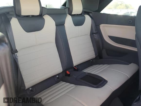 ✅ 2017 Land Rover Range Rover Evoque HSE Dynamic • VIN: SALVD5BG1HH240147 • Лот: 70712074. Опубликован ранее на Copart с пробегом 23 097 миль. Бесплатный доступ к архиву аукционных продаж из США и подробный отчёт об истории автомобиля на DreamBid. Изображение 11.