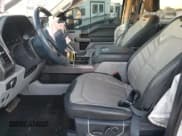 ✅ 2022 Ford F-450 XL • VIN: 1FT8W4DT0NEG09693 • Lot: 87160344. Wystawiony na Copart z przebiegiem 44 076 mil. Bezpłatny archiwum sprzedaży aukcyjnych z USA i szczegółowy raport historii pojazdu na DreamBid. Zdjęcie 7.