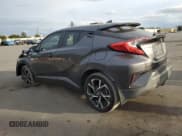✅ 2018 Toyota C-HR XLE • VIN: NMTKHMBX8JR060043 • Lot: 90953815. Wystawiony na Copart z przebiegiem 128 859 mil. Bezpłatny archiwum sprzedaży aukcyjnych z USA i szczegółowy raport historii pojazdu na DreamBid. Zdjęcie 2.
