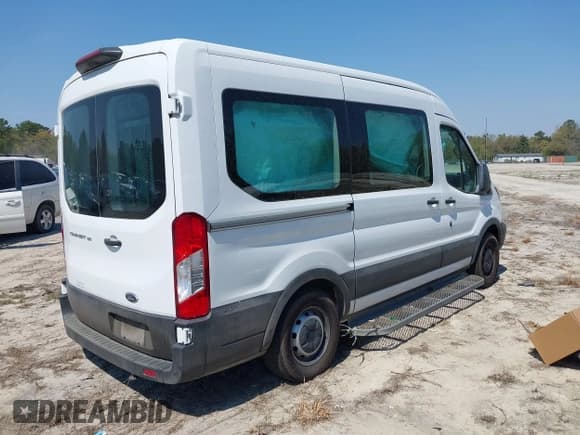 ✅ 2019 Ford Transit Passenger XL • VIN: 1FMZK1CM6KKA23954 • Lot: 39021861. Wystawiony na IAAI z przebiegiem 46 356 mil. Bezpłatny archiwum sprzedaży aukcyjnych z USA i szczegółowy raport historii pojazdu na DreamBid. Zdjęcie 4.