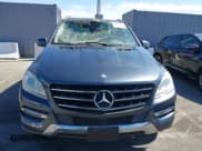 ✅ 2013 Mercedes-Benz M 350 • VIN: 4JGDA5JB3DA265521 • Lot: 43418946. Wystawiony na IAAI z przebiegiem 87 312 mil. Bezpłatny archiwum sprzedaży aukcyjnych z USA i szczegółowy raport historii pojazdu na DreamBid. Zdjęcie 12.