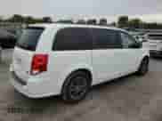 2019 Dodge Grand Caravan GT z VIN 2C4RDGEG1KR663211, wystawiony jako Copart lot #90214325 z przebiegiem 188 771 mil mil oraz Czysty tytuł • Clean title. Historia ofert i sprzedaży dostępna na DreamBid. Obrazek 3.