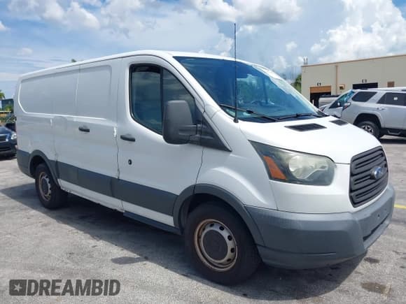 ✅ 2016 Ford Transit Cargo • VIN: 1FTYE1ZM2GKA07627 • Lot: 42816386. Wystawiony na IAAI z przebiegiem 89 290 mil. Bezpłatny archiwum sprzedaży aukcyjnych z USA i szczegółowy raport historii pojazdu na DreamBid. Zdjęcie 1.