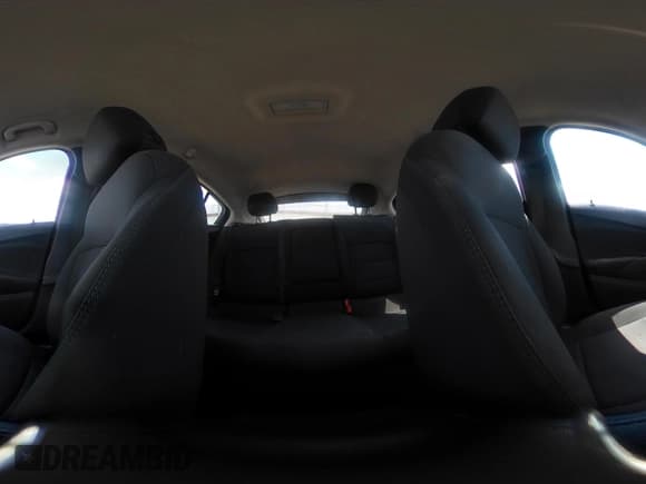 ✅ 2018 Chevrolet Cruze LT • VIN: 3G1BE6SM1JS654442 • Lot: 42827187. Listed on IAAI with 108,411 mi. Free auction sales archive from the USA and detailed vehicle history report at DreamBid. Image 21.