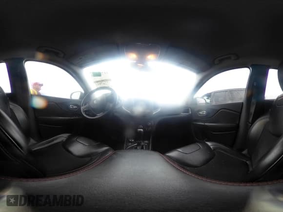 ✅ 2019 Jeep Cherokee Trailhawk • VIN: 1C4PJMBX4KD337408 • Лот: 41788054. Опубликован ранее на IAAI с пробегом 42 365 миль. Бесплатный доступ к архиву аукционных продаж из США и подробный отчёт об истории автомобиля на DreamBid. Изображение 18.