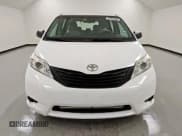 ✅ 2016 Toyota Sienna L • VIN: 5TDZK3DC5GS700871 • Lot: 92644075. Listed on Copart with 68,615 mi. Free auction sales archive from the USA and detailed vehicle history report at DreamBid. Image 5.