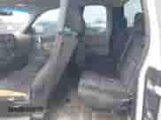 2012 Chevrolet Silverado 1500 Work Truck z VIN 1GCRCPEX4CZ194500, wystawiony jako IAAI lot #42647055 z przebiegiem 293 298 mil mil oraz . Historia ofert i sprzedaży dostępna na DreamBid. Obrazek 8.