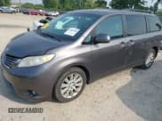 ✅ 2011 Toyota Sienna XLE • VIN: 5TDDK3DCXBS005806 • Lot: 42453958. Listed on IAAI with 174,579 mi. Free auction sales archive from the USA and detailed vehicle history report at DreamBid. Image 2.