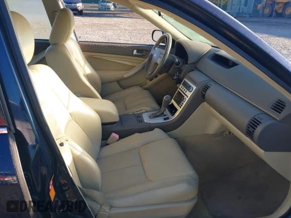 ✅ 2006 Infiniti G35 • VIN: JNKCV51EX6M502083 • Lot: 43479759. Listed on IAAI with 111,724 mi. Free auction sales archive from the USA and detailed vehicle history report at DreamBid. Image 5.