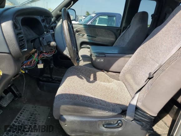 ✅ 2002 Dodge 2500 • VIN: 3B7KF23622M281527 • Lot: 70297065. Listed on Copart with 317,620 mi. Free auction sales archive from the USA and detailed vehicle history report at DreamBid. Image 7.