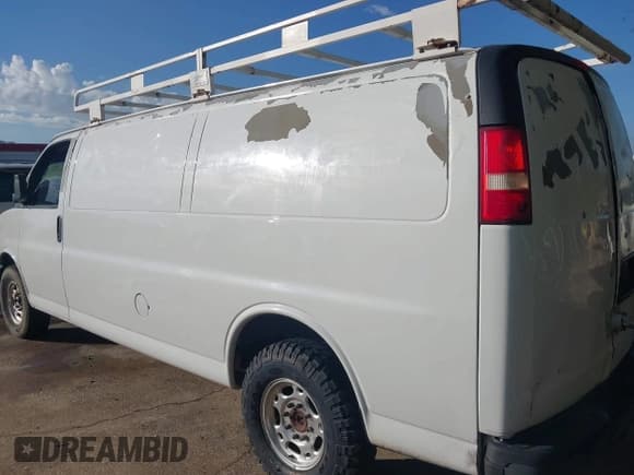 ✅ 2008 Chevrolet City Express Cargo • VIN: 1GCGG29K681120983 • Lot: 43273151. Listed on IAAI with 158,542 mi. Free auction sales archive from the USA and detailed vehicle history report at DreamBid. Image 3.