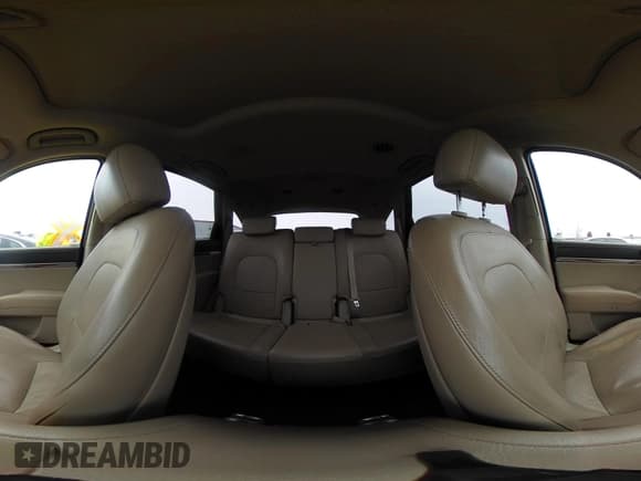 ✅ 2010 Hyundai Veracruz Limited • VIN: KM8NUDCC9AU133451 • Лот: 43811952. Опубликован ранее на IAAI с пробегом 193 076 миль. Бесплатный доступ к архиву аукционных продаж из США и подробный отчёт об истории автомобиля на DreamBid. Изображение 20.