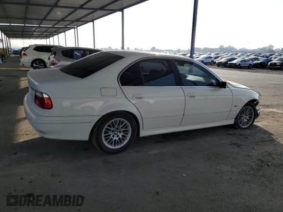 ✅ 2003 BMW 5 Series 530i • VIN: WBADT63463CK41703 • Лот: 82740255. Опубликован ранее на Copart с пробегом 161 564 миль. Бесплатный доступ к архиву аукционных продаж из США и подробный отчёт об истории автомобиля на DreamBid. Изображение 3.