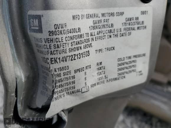 2002 Chevrolet Silverado 1500 LS z VIN 1GCEK14V72Z131503, wystawiony jako Copart lot #52326775 z przebiegiem Nie podano mil oraz Szkoda całkowita • Salvage title. Historia ofert i sprzedaży dostępna na DreamBid. Obrazek 14.