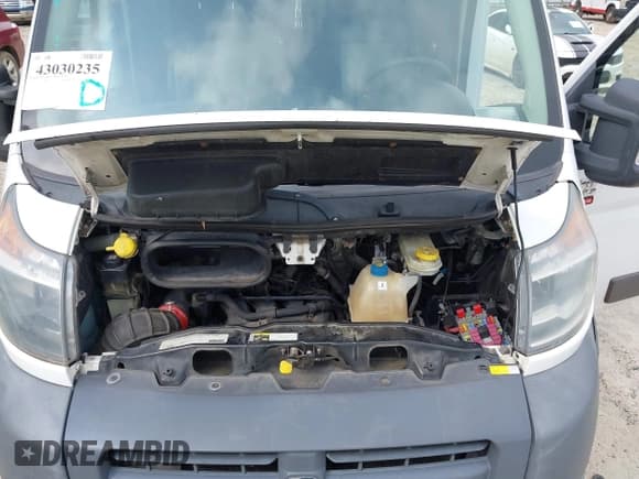 ✅ 2016 Ram ProMaster Cargo • VIN: 3C6TRVAG3GE113543 • Lot: 43030235. Wystawiony na IAAI z przebiegiem 242 530 mil. Bezpłatny archiwum sprzedaży aukcyjnych z USA i szczegółowy raport historii pojazdu na DreamBid. Zdjęcie 10.