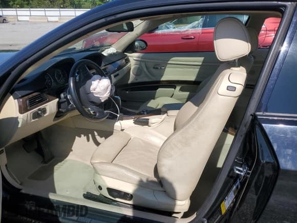 ✅ 2009 BMW 3 Series 328i xDrive • VIN: WBAWC33539PU83883 • Lot: 58293285. Wystawiony na Copart z przebiegiem 149 125 mil. Bezpłatny archiwum sprzedaży aukcyjnych z USA i szczegółowy raport historii pojazdu na DreamBid. Zdjęcie 7.