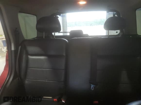 ✅ 2006 Ford Escape Limited • VIN: 1FMYU94196KA41024 • Lot: 67527575. Listed on Copart with 156,284 mi. Free auction sales archive from the USA and detailed vehicle history report at DreamBid. Image 10.