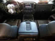 ✅ 2019 Chevrolet Silverado 2500HD LTZ • VIN: 1GC1KTEG7KF135191 • Lot: 83105174. Wystawiony na Copart z przebiegiem 150 679 mil. Bezpłatny archiwum sprzedaży aukcyjnych z USA i szczegółowy raport historii pojazdu na DreamBid. Zdjęcie 8.