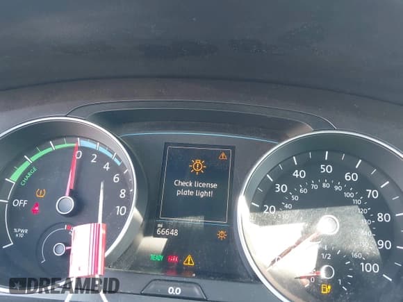 ✅ 2016 Volkswagen Golf SE • VIN: WVWKP7AU1GW916756 • Lot: 43533859. Wystawiony na IAAI z przebiegiem 66 648 mil. Bezpłatny archiwum sprzedaży aukcyjnych z USA i szczegółowy raport historii pojazdu na DreamBid. Zdjęcie 7.