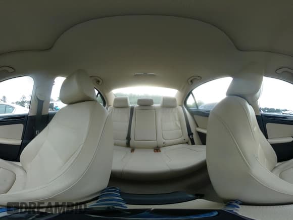 ✅ 2016 Volkswagen Jetta SEL • VIN: 3VWL07AJ3GM387578 • Lot: 42477412. Listed on IAAI with 80,552 mi. Free auction sales archive from the USA and detailed vehicle history report at DreamBid. Image 18.