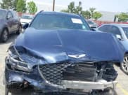 ✅ 2022 Genesis GV70 Sport • VIN: KMUMCDTC8NU073409 • Lot: 42165056. Wystawiony na IAAI z przebiegiem 78 392 mil. Bezpłatny archiwum sprzedaży aukcyjnych z USA i szczegółowy raport historii pojazdu na DreamBid. Zdjęcie 13.