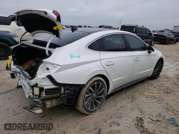 2021 Hyundai Sonata Limited с VIN 5NPEH4J2XMH123139, выставлен на аукционе Copart как лот 68180772 с пробегом 29 137 миль миль и . История ставок и продаж доступна на DreamBid. Изображение 3.