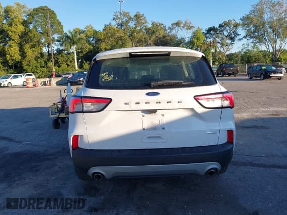 ✅ 2020 Ford Escape S • VIN: 1FMCU0F61LUC42320 • Lot: 43714728. Listed on IAAI with 27,452 mi. Free auction sales archive from the USA and detailed vehicle history report at DreamBid. Image 16.