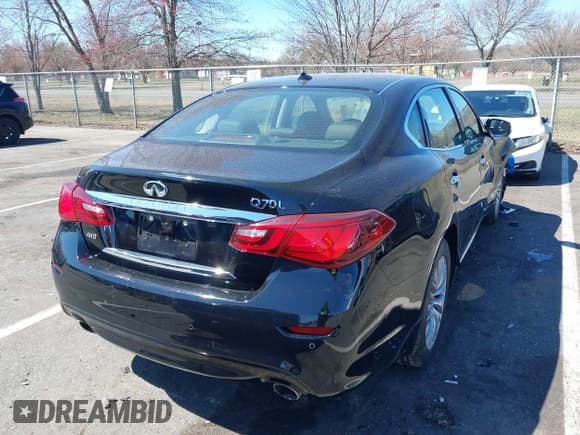 ✅ 2015 Infiniti Q70 • VIN: JN1BY1PR9FM831643 • Лот: 41886744. Опубликован ранее на IAAI с пробегом 58 884 миль. Бесплатный доступ к архиву аукционных продаж из США и подробный отчёт об истории автомобиля на DreamBid. Изображение 4.