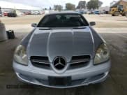 ✅ 2006 Mercedes-Benz SLK 280 • VIN: WDBWK54F56F110725 • Лот: 89597805. Опубликован ранее на Copart с пробегом 201 090 миль. Бесплатный доступ к архиву аукционных продаж из США и подробный отчёт об истории автомобиля на DreamBid. Изображение 5.