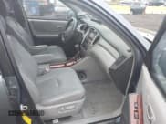 ✅ 2007 Toyota Highlander w/3rd Row • VIN: JTEEW21A270046300 • Lot: 43045040. Wystawiony na IAAI z przebiegiem 158 970 mil. Bezpłatny archiwum sprzedaży aukcyjnych z USA i szczegółowy raport historii pojazdu na DreamBid. Zdjęcie 5.