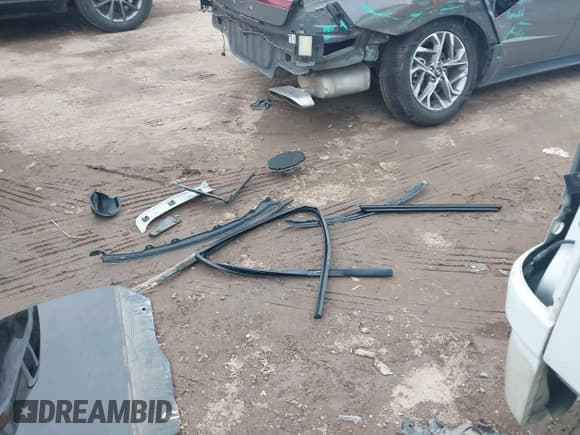 ✅ 2010 Dodge 1500 Sport • VIN: 1D7RB1CTXAS176353 • Лот: 41348322. Опубликован ранее на IAAI с пробегом 190 588 миль. Бесплатный доступ к архиву аукционных продаж из США и подробный отчёт об истории автомобиля на DreamBid. Изображение 19.