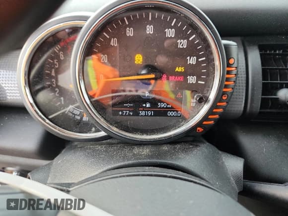 ✅ 2017 MINI Hardtop 4 Door Cooper • VIN: WMWXU1C33H2F78947 • Лот: 82020245. Опубликован ранее на Copart с пробегом 38 191 миль. Бесплатный доступ к архиву аукционных продаж из США и подробный отчёт об истории автомобиля на DreamBid. Изображение 9.