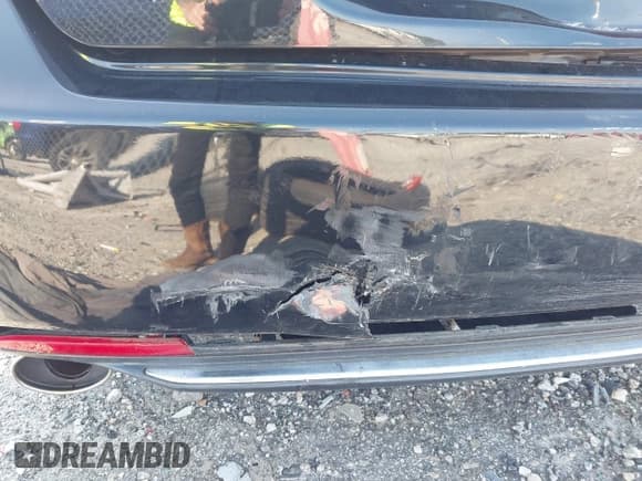 ✅ 2013 Honda Accord EX-L • VIN: 1HGCR3F89DA022646 • Lot: 42814245. Listed on IAAI with 93,721 mi. Free auction sales archive from the USA and detailed vehicle history report at DreamBid. Image 17.