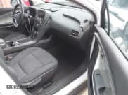 ✅ 2015 Chevrolet Volt • VIN: 1G1RC6E47FU141624 • Lot: 43303865. Wystawiony na IAAI z przebiegiem 38 622 mil. Bezpłatny archiwum sprzedaży aukcyjnych z USA i szczegółowy raport historii pojazdu na DreamBid. Zdjęcie 5.