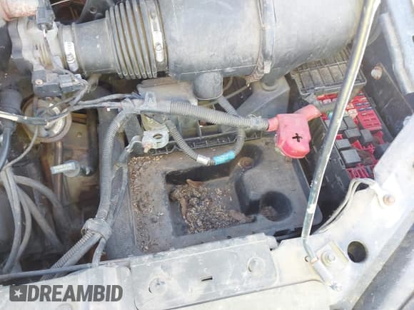 ✅ 2000 Ford Windstar LX • VIN: 2FMZA5147YBC89600 • Lot: 43557886. Listed on IAAI with 72,391 mi. Free auction sales archive from the USA and detailed vehicle history report at DreamBid. Image 12.