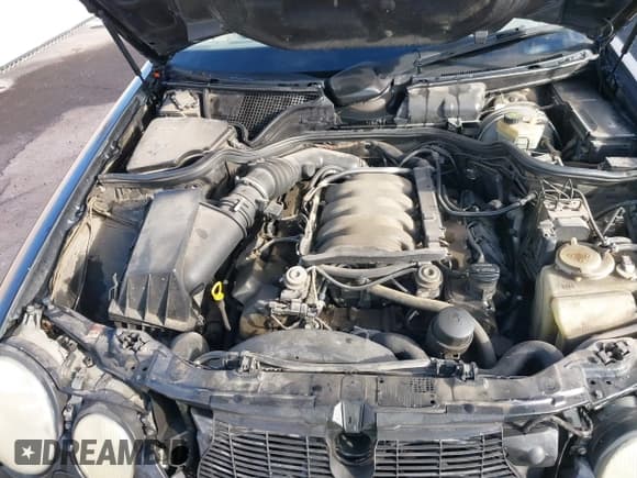 ✅ 2002 Mercedes-Benz E 320 • VIN: WDBJF83J32X075094 • Lot: 41788205. Listed on IAAI with 195,323 mi. Free auction sales archive from the USA and detailed vehicle history report at DreamBid. Image 10.