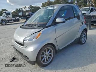✅ 2008 Smart fortwo Pure • VIN: WMEEJ31X88K143361 • Lot: 94289065. Wystawiony na Copart z przebiegiem 77 765 mil. Bezpłatny archiwum sprzedaży aukcyjnych z USA i szczegółowy raport historii pojazdu na DreamBid. Zdjęcie 1.