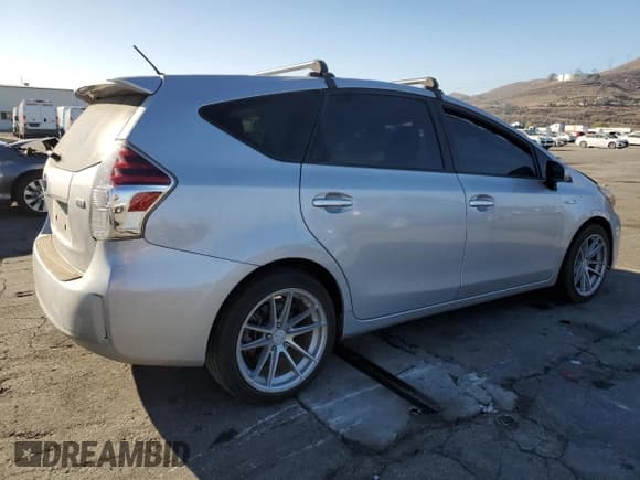 ✅ 2016 Toyota Prius Five • VIN: JTDZN3EU3GJ043693 • Lot: 91869655. Listed on Copart with 221,898 mi. Free auction sales archive from the USA and detailed vehicle history report at DreamBid. Image 3.