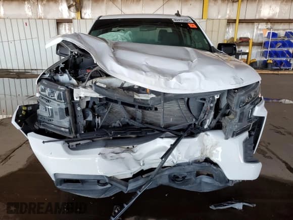 ✅ 2021 Chevrolet Silverado 1500 RST • VIN: 3GCPWDEDXMG111673 • Лот: 82475285. Опубликован ранее на Copart с пробегом 48 356 миль. Бесплатный доступ к архиву аукционных продаж из США и подробный отчёт об истории автомобиля на DreamBid. Изображение 5.